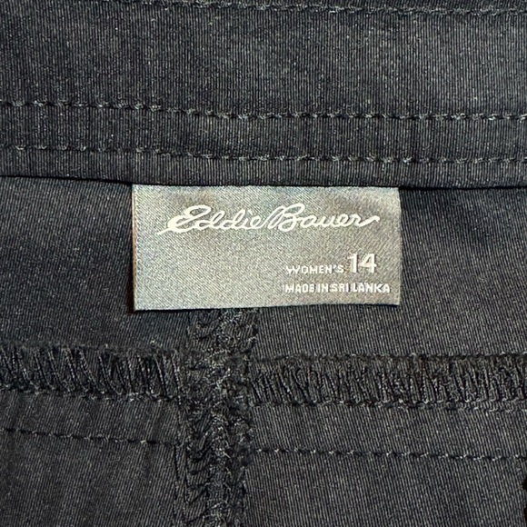 Eddie Bauer Rolled Hem Bermuda Shorts - Picture 9 of 12